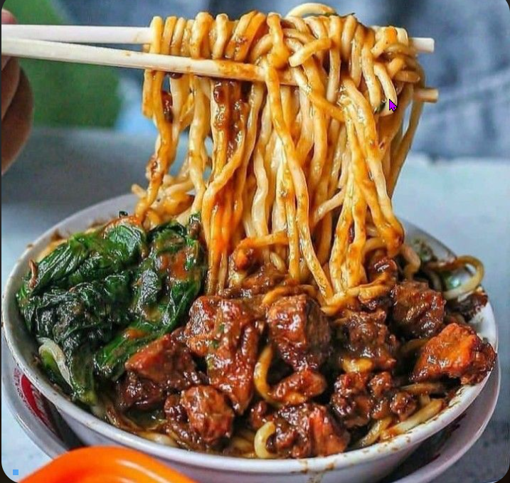 mie ayam pedas